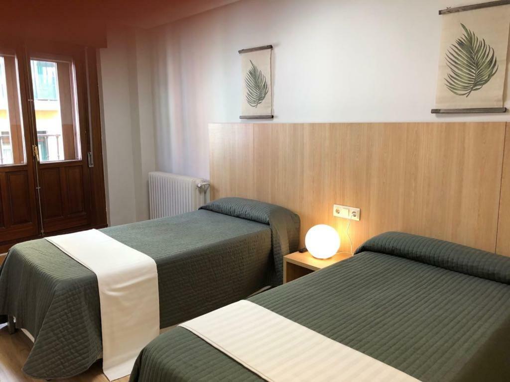 Bearan Bar & Rooms Pamplona Eksteriør billede